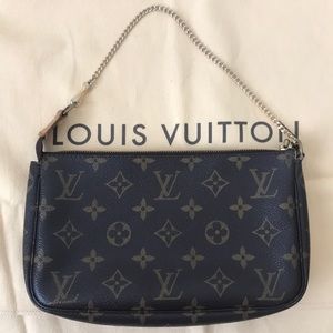 LV Wristlet with chain handle